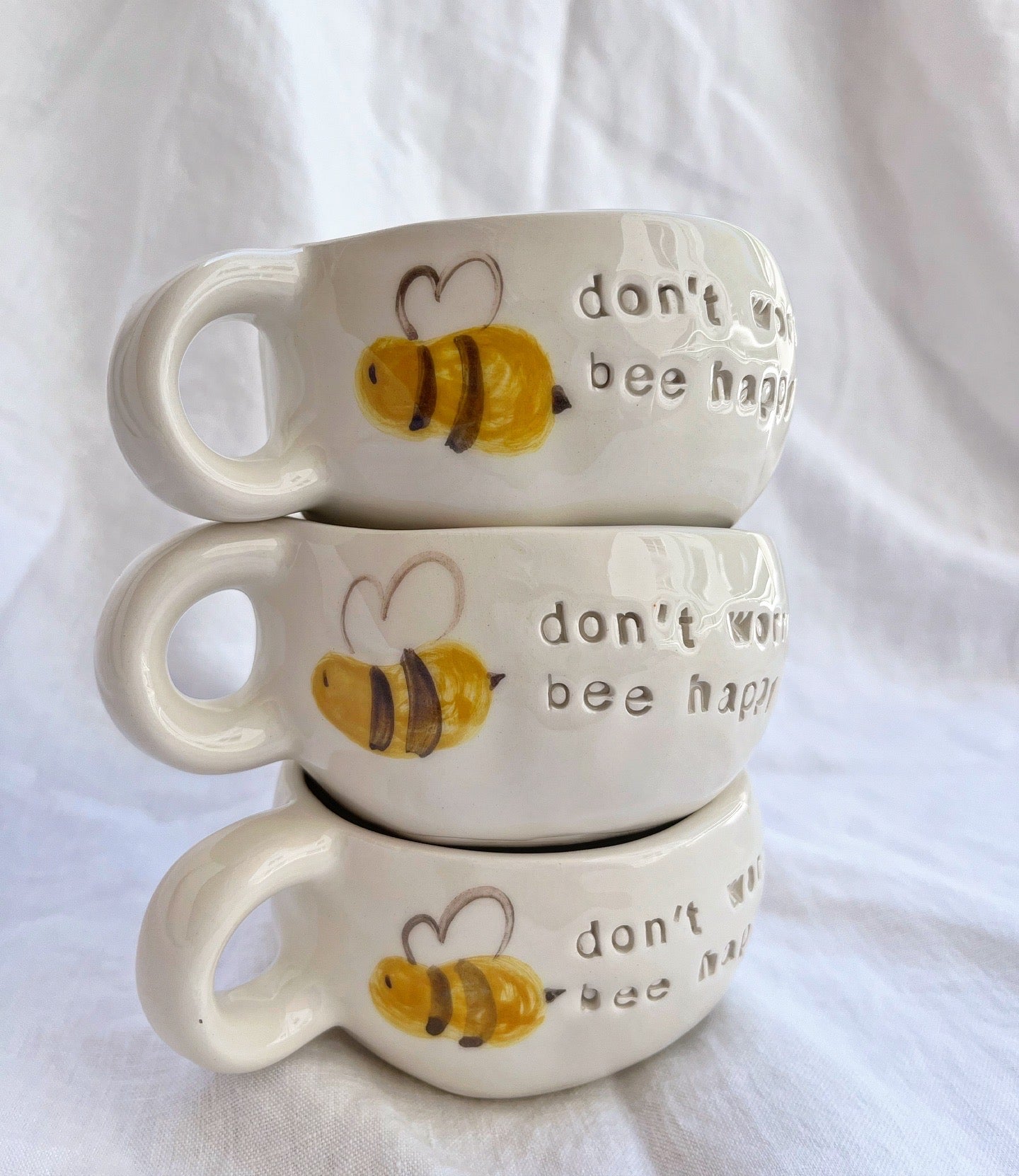 Mug “don’t worry, bee happy”